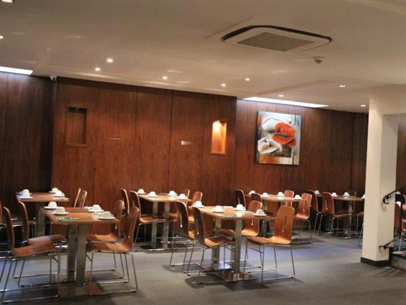 Art Hotel Congres Париж Экстерьер фото