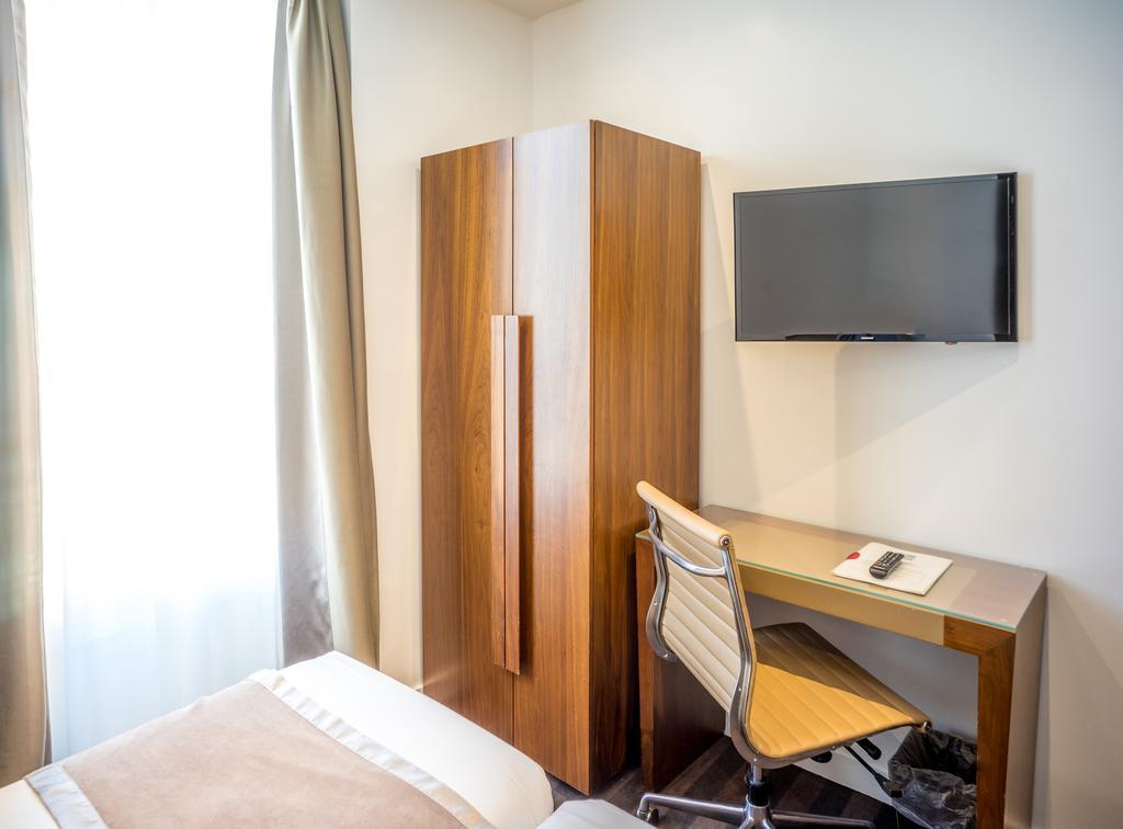 Art Hotel Congres Париж Экстерьер фото
