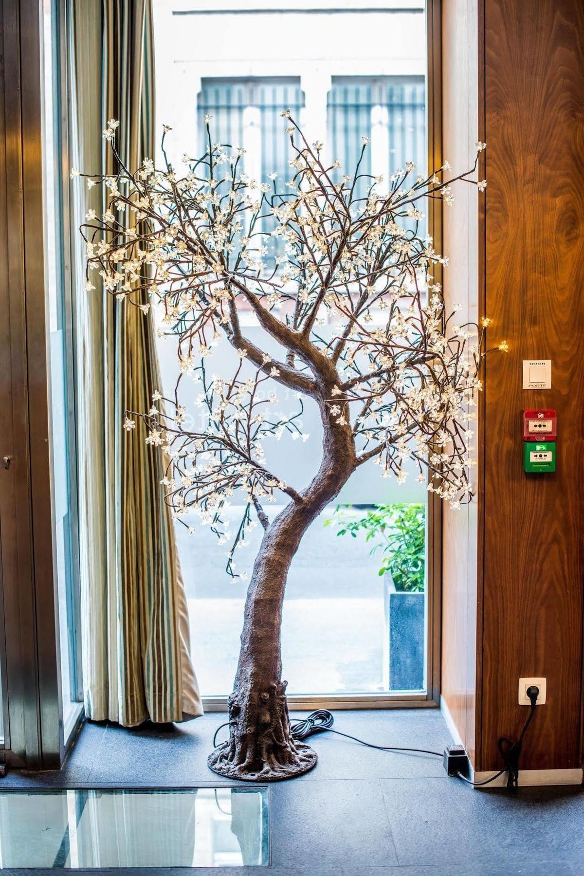 Art Hotel Congres Париж Экстерьер фото